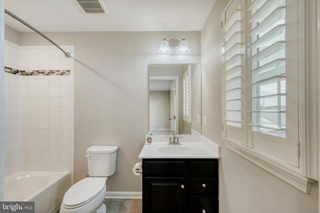 8201 SEAWORTHY WAY, Dundalk, MD 21222