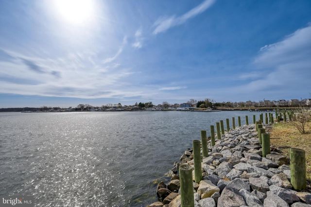 8201 SEAWORTHY WAY, Dundalk, MD 21222