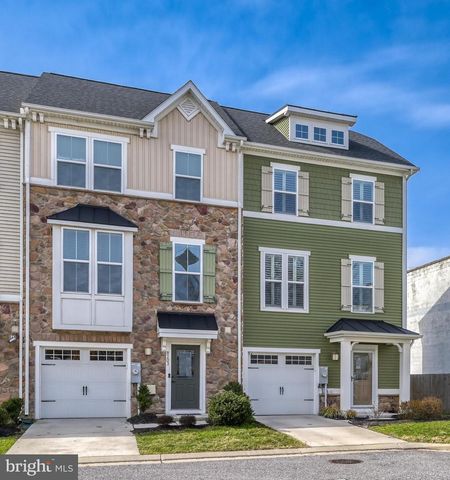 8201 SEAWORTHY WAY, Dundalk, MD 21222