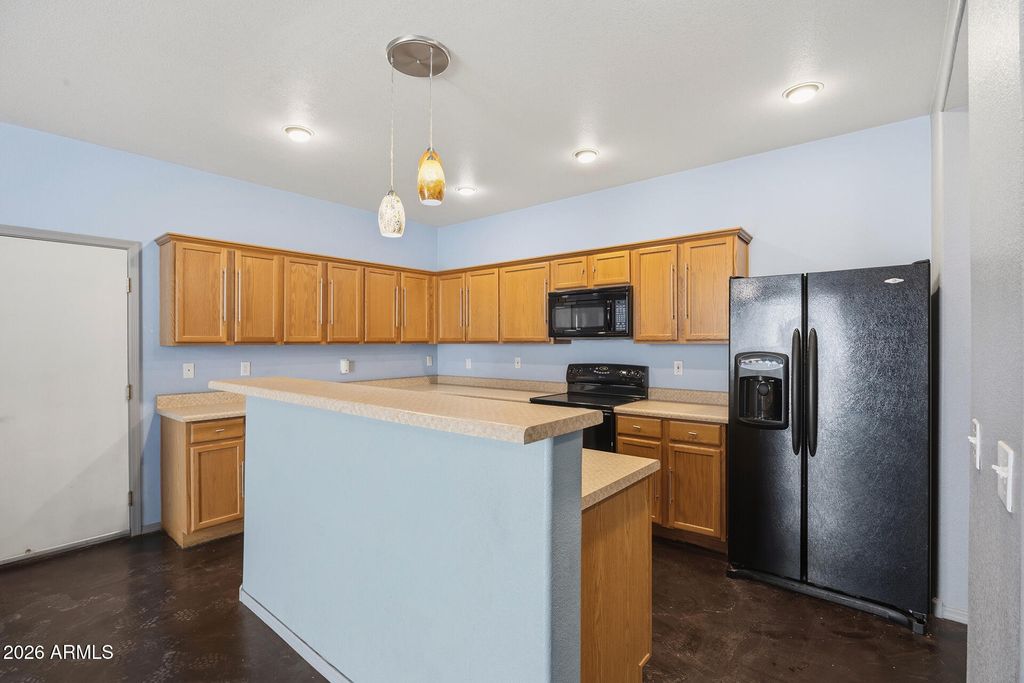 1307 S JOSHUA TREE Lane, Gilbert, AZ 85296 — photo 5