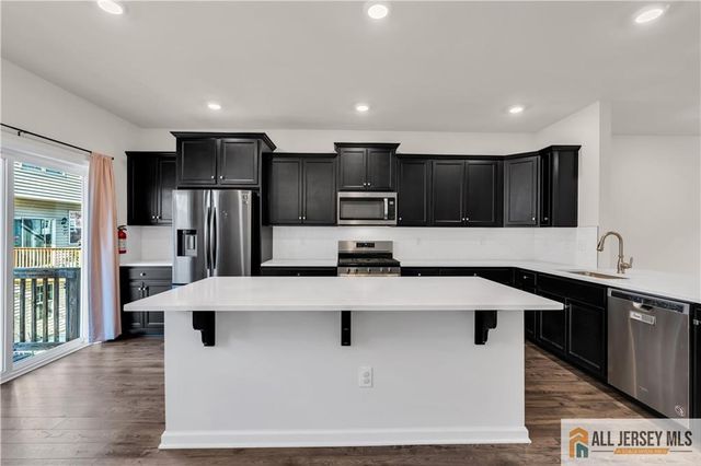 504 E International Road 504, Monroe, NJ 08831