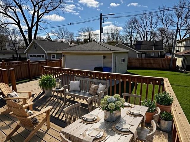 7179 N Mankato Avenue, Chicago, IL 60646