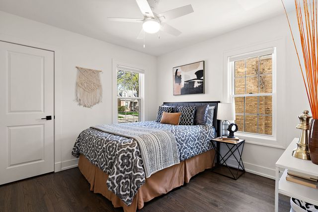 7179 N Mankato Avenue, Chicago, IL 60646