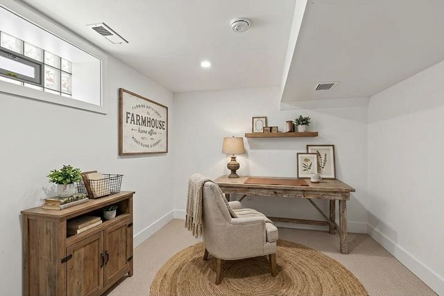 7179 N Mankato Avenue, Chicago, IL 60646