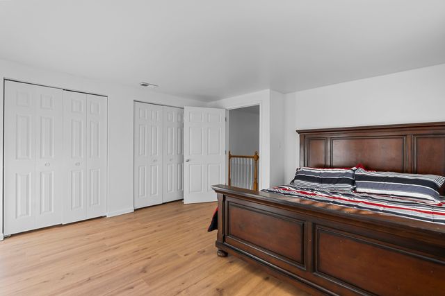 671 Cedarwood Court, Wheeling, IL 60090