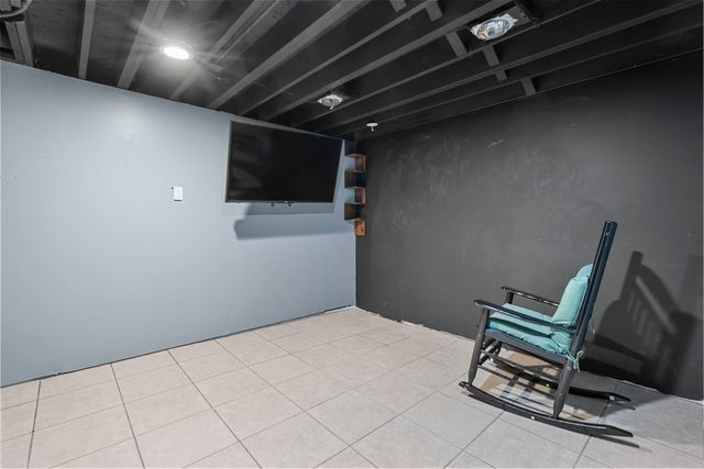 671 Cedarwood Court, Wheeling, IL 60090