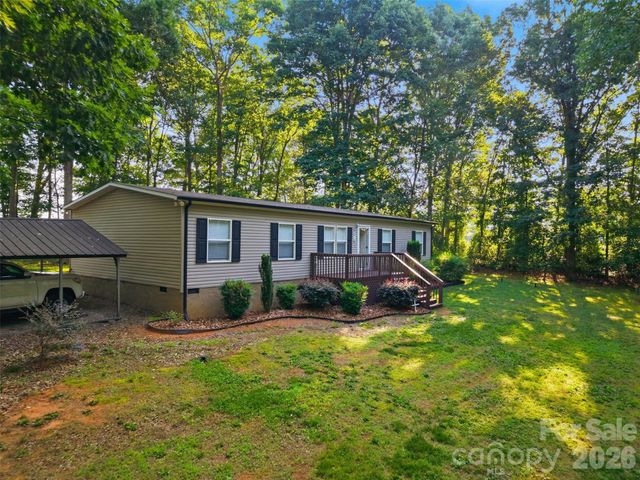 975 Jay Burke Road, Taylorsville, NC 28681