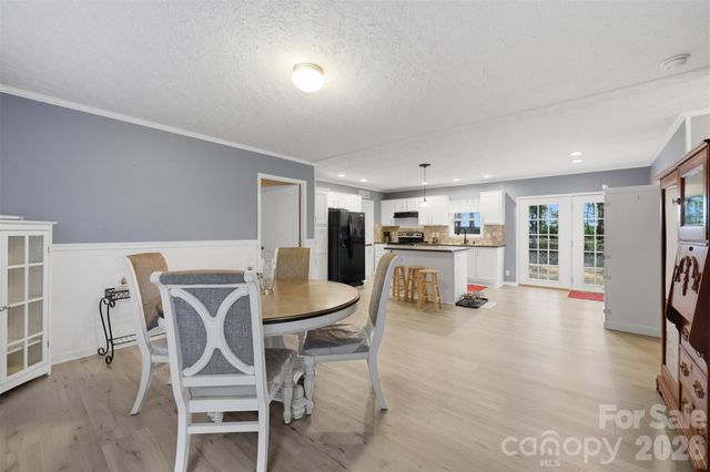 975 Jay Burke Road, Taylorsville, NC 28681
