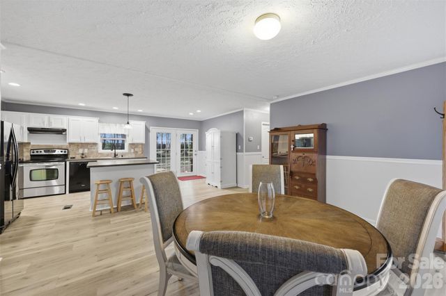 975 Jay Burke Road, Taylorsville, NC 28681