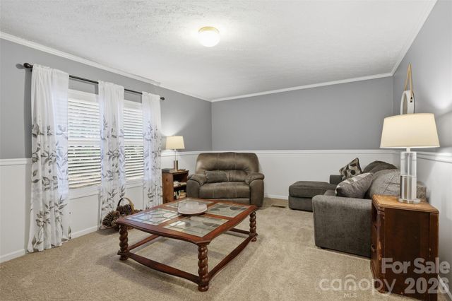 975 Jay Burke Road, Taylorsville, NC 28681