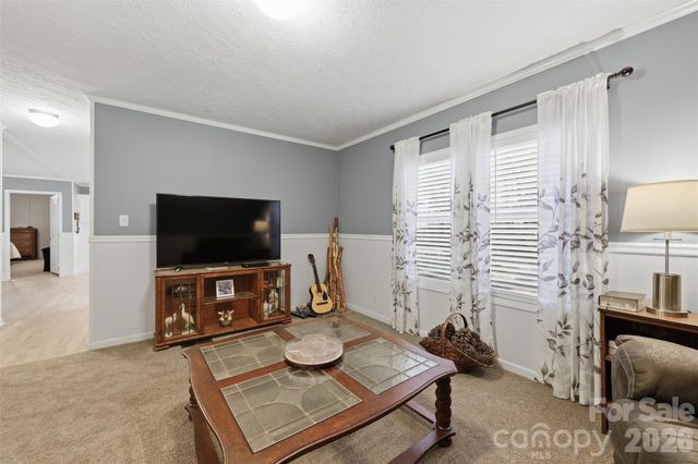 975 Jay Burke Road, Taylorsville, NC 28681