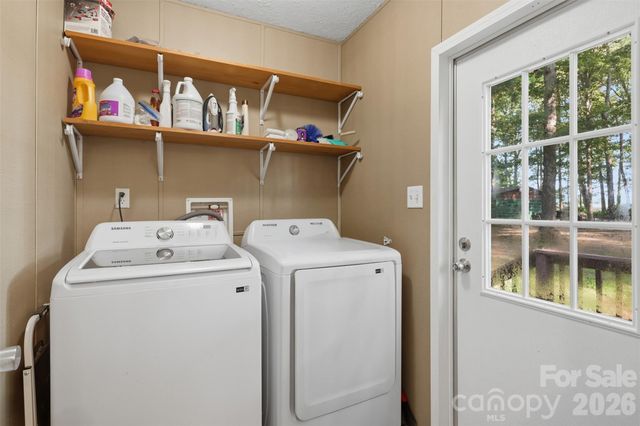 975 Jay Burke Road, Taylorsville, NC 28681