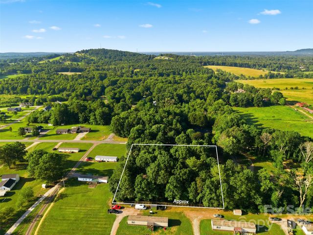 975 Jay Burke Road, Taylorsville, NC 28681