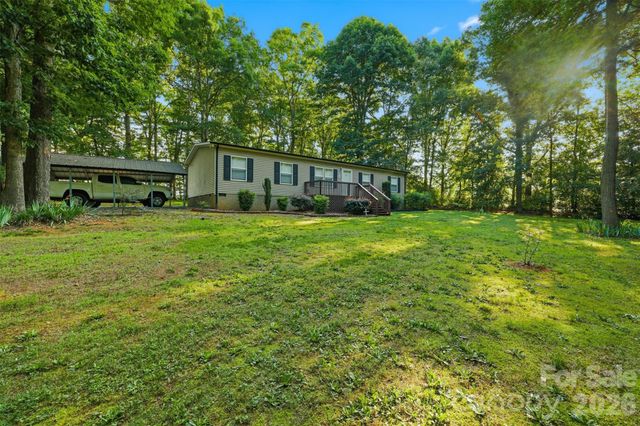 975 Jay Burke Road, Taylorsville, NC 28681