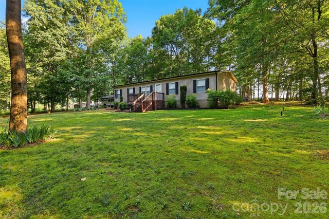 975 Jay Burke Road, Taylorsville, NC 28681