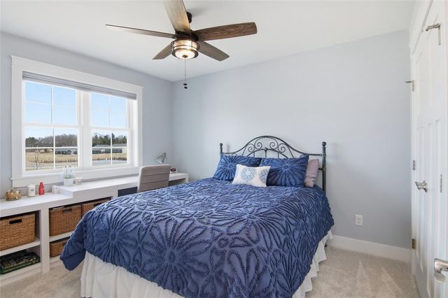 4974 Field Crest Lane, Eau Claire, WI 54701