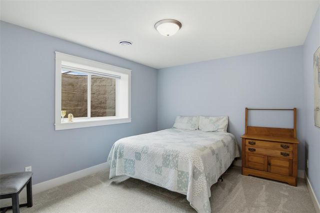 4974 Field Crest Lane, Eau Claire, WI 54701