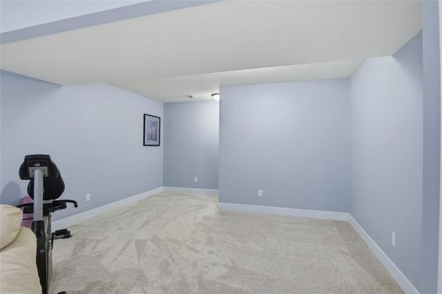 4974 Field Crest Lane, Eau Claire, WI 54701