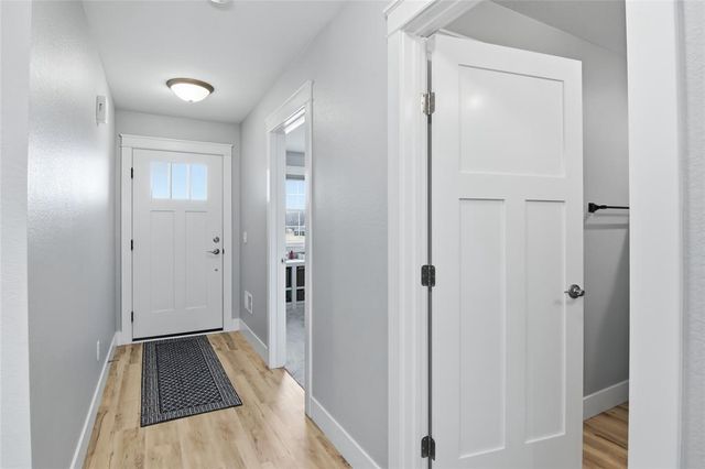 4974 Field Crest Lane, Eau Claire, WI 54701