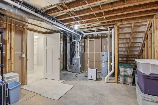 4974 Field Crest Lane, Eau Claire, WI 54701