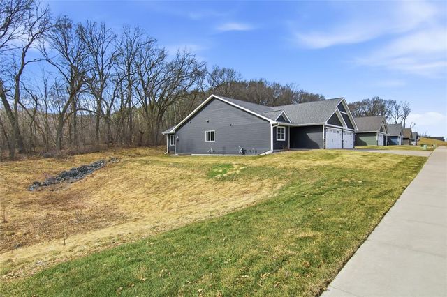 4974 Field Crest Lane, Eau Claire, WI 54701