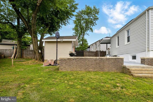 1209 CHAPEL OAKS DRIVE, Capitol Heights, MD 20743