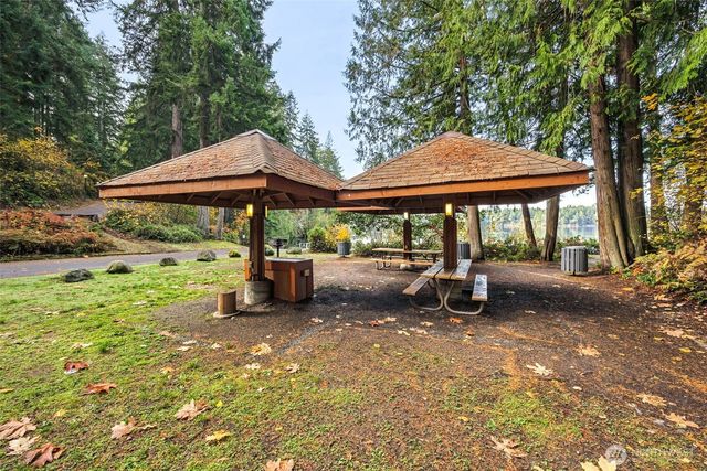 18042 Highland Court SE, Yelm, WA 98597
