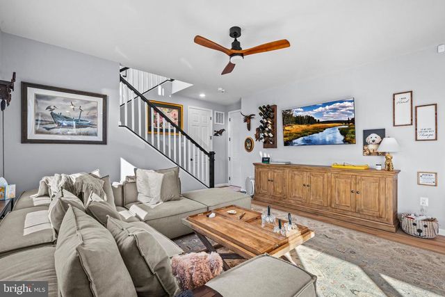 4137 FOXHAVEN DR, Bealeton, VA 22712