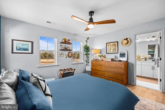 4137 FOXHAVEN DR, Bealeton, VA 22712