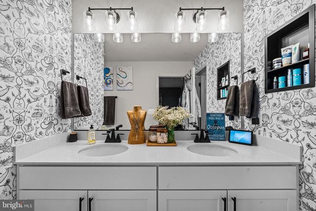 4137 FOXHAVEN DR, Bealeton, VA 22712