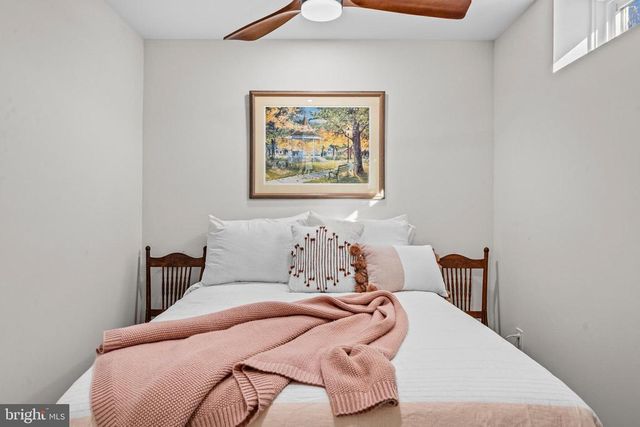 4137 FOXHAVEN DR, Bealeton, VA 22712