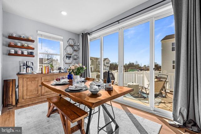 4137 FOXHAVEN DR, Bealeton, VA 22712