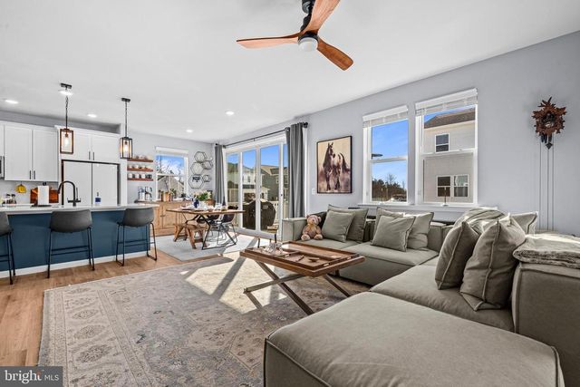 4137 FOXHAVEN DR, Bealeton, VA 22712