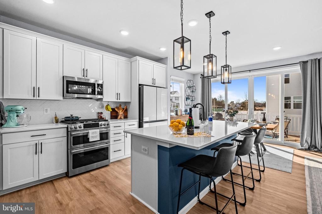 4137 FOXHAVEN DR, Bealeton, VA 22712