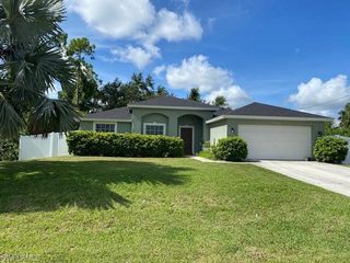 1626 NE 35th TER, Cape Coral, FL 33909