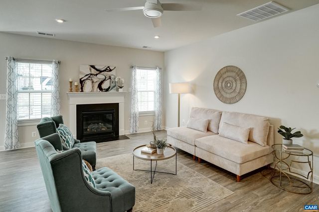 127 ISLAND HILL RD, Palmyra, VA 22947