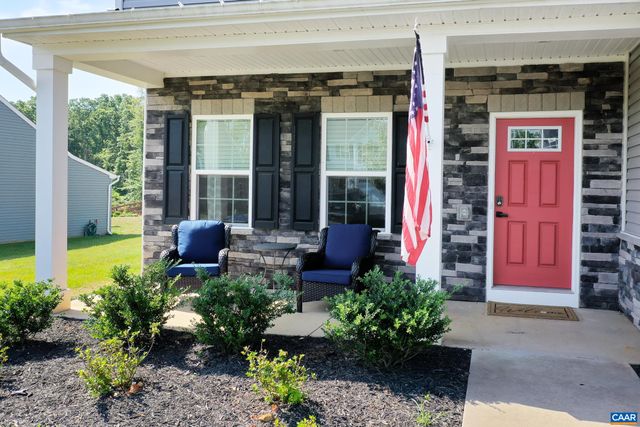 127 ISLAND HILL RD, Palmyra, VA 22947