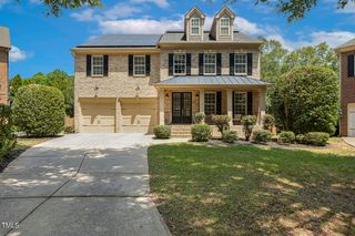 213 Cross Oaks Place, Holly Springs, NC 27540