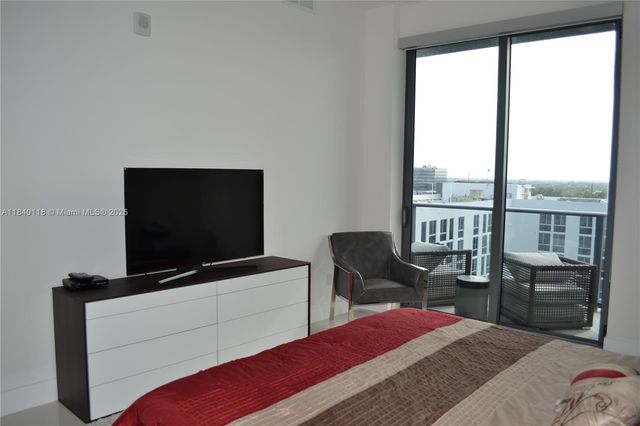 2960 NE 207th St 1204, Aventura, FL 33180