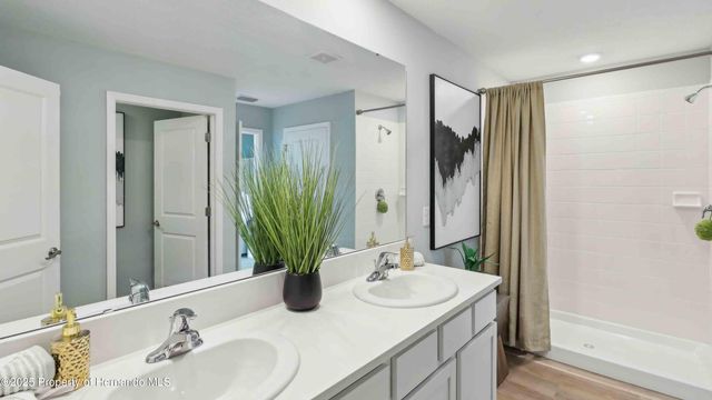 10507 Tucker Road, Weeki Wachee, FL 34613