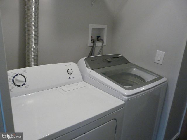 1009 FUSELAGE AVE, Middle River, MD 21220