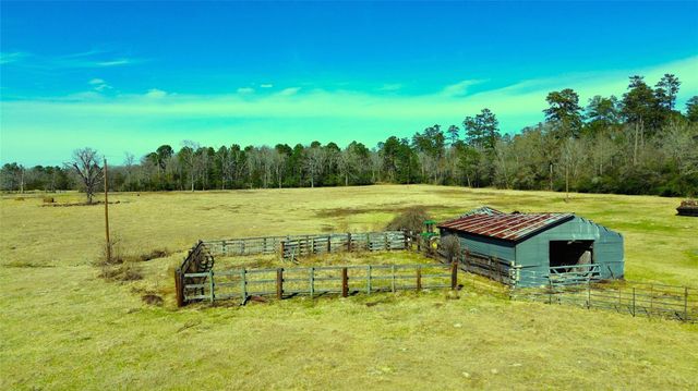 8701 E State Highway 7, Crockett, TX 75835