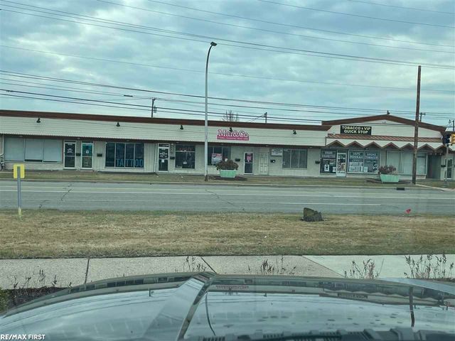 8312 12 MILE Road, Warren, MI 48093