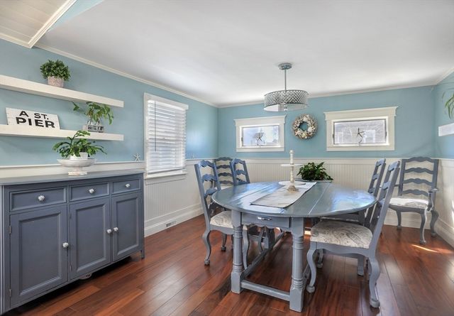 28 E St, Hull, MA 02045