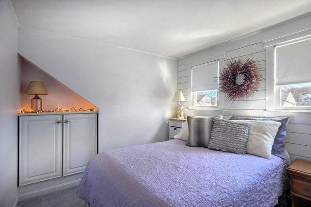 28 E St, Hull, MA 02045