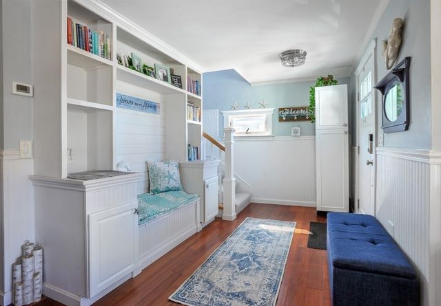 28 E St, Hull, MA 02045