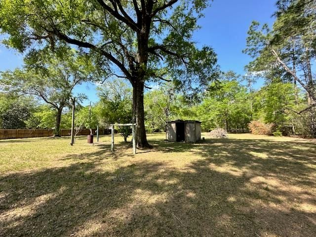 16437 NW County Road 12, Bristol, FL 32321