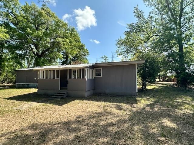 16437 NW County Road 12, Bristol, FL 32321