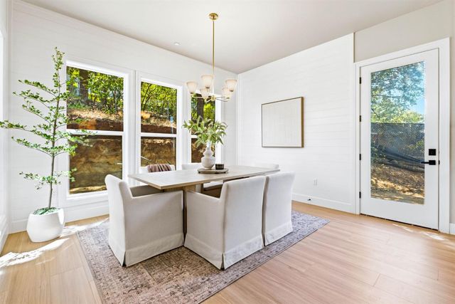 3284 Oxford Rd, Cameron Park, CA 95682