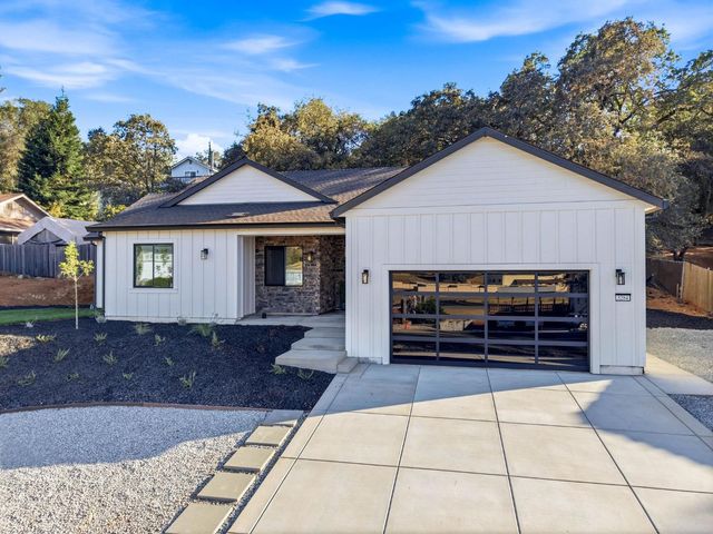 3284 Oxford Rd, Cameron Park, CA 95682